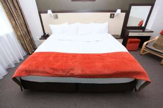 Гостиница Премьер Отель Краснодар Двухместный номер «Премьер» с 1 кроватью или 2 отдельными кроватями-7