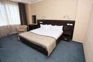 Гостиница Премьер Отель Краснодар Двухместный номер «Премьер» с 1 кроватью или 2 отдельными кроватями-12